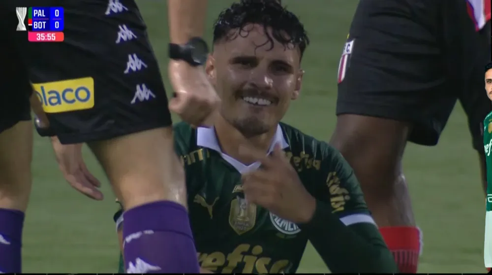 Raphael Veiga quebra dente em dividida no Campeonato Paulista