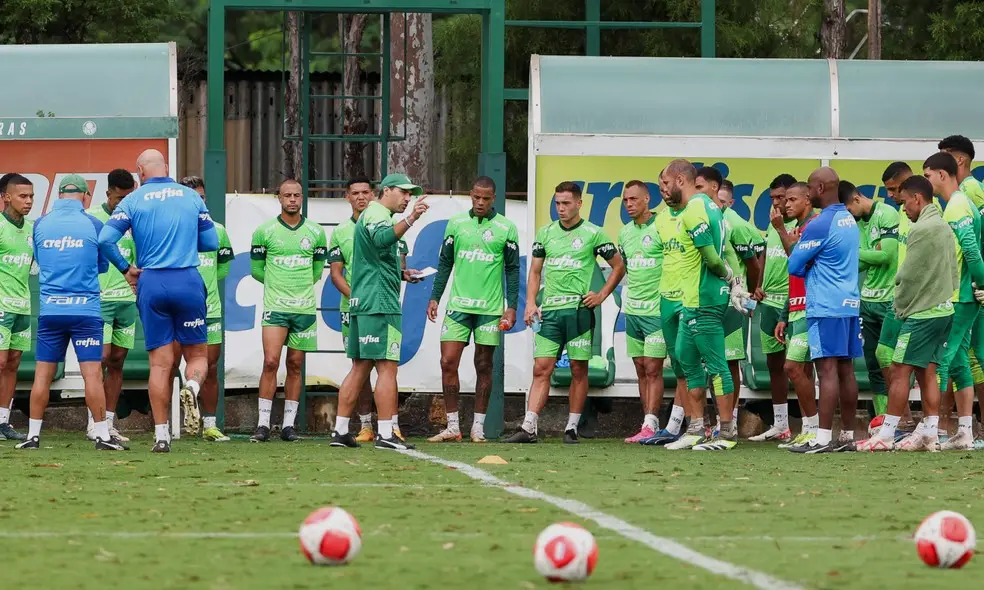 Palmeiras inicia Libertadores em meio a polêmicas e estreia na competição